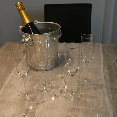 Trappe's Maar-haeuschen Holiday home *