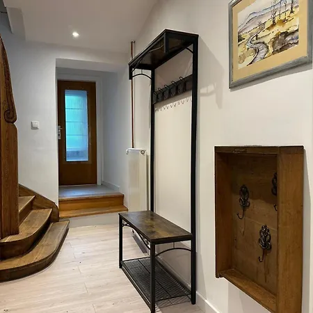 Trappe's Maar-haeuschen Holiday home Ulmen