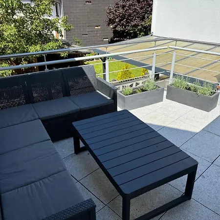 Trappe's Maar-haeuschen *
