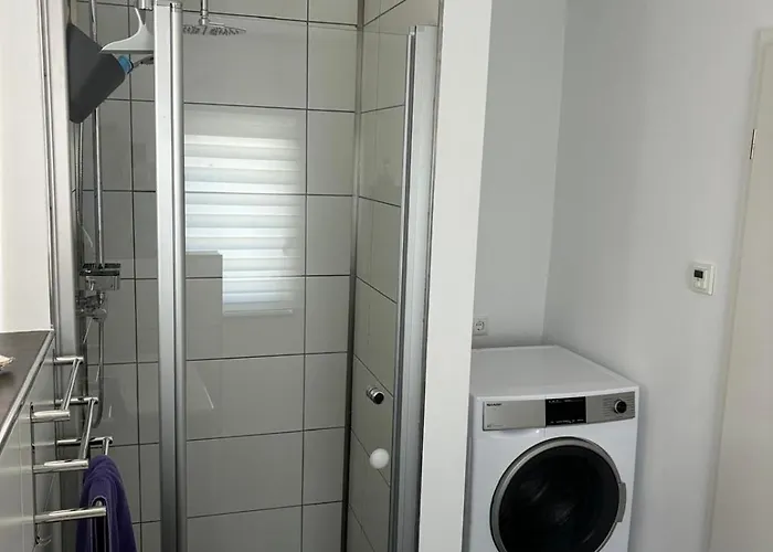 Trappe's Maar-haeuschen