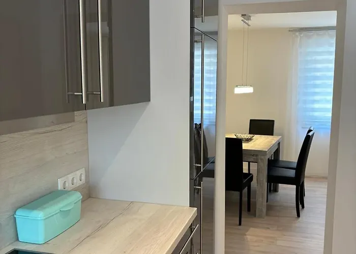 Trappe's Maar-haeuschen *